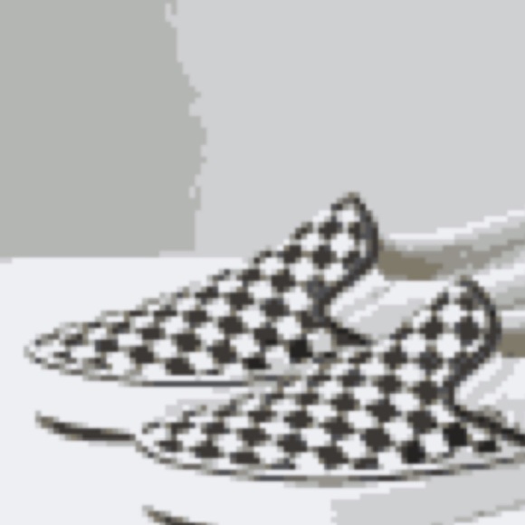 Meet your Posher, Mia - Picture 1 of 1